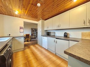 Photo 15- click for photo gallery